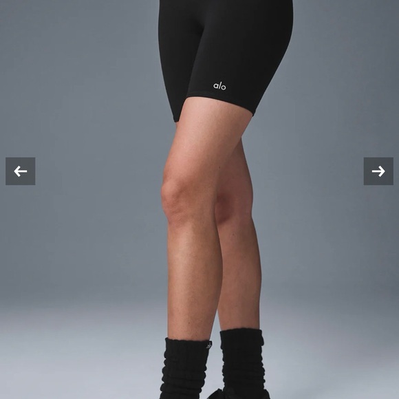 Alo 7" High-Waist Biker Short - Picture 4 of 4